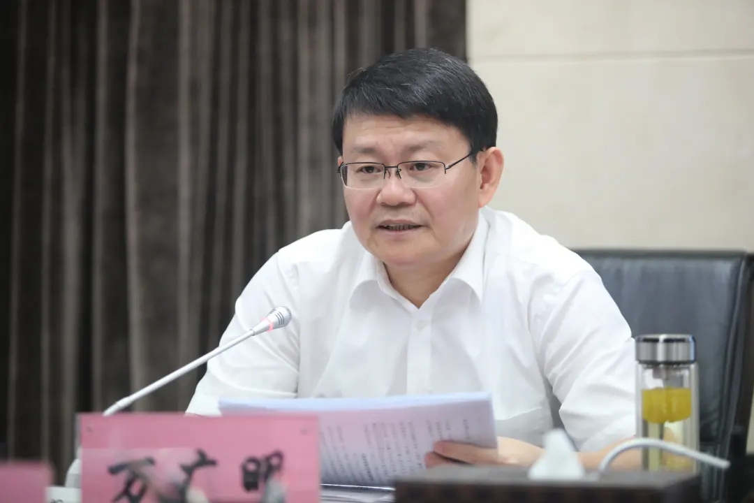 万广明在南昌城市乐动(中国)一站式服务平台集团调研